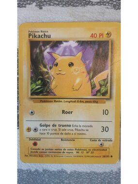 Vintage 1999-2000 Pokémon Pikachu Card 58/102 Wizards Edition TCG